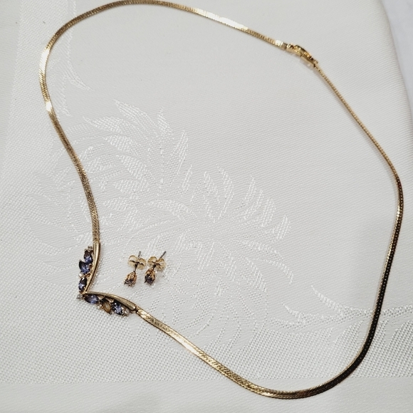 New Avon Jewelry Gold Toned Tanzanite color Rhinestone Marquise Giftset Large - Picture 3 of 8